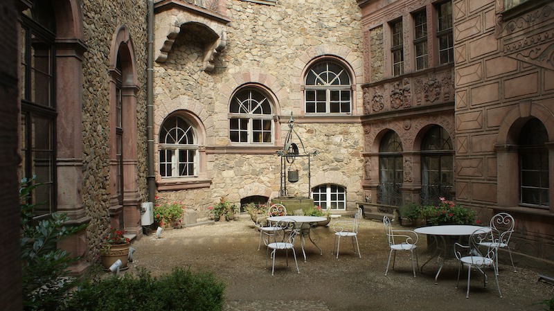 castle-in-poland.jpg